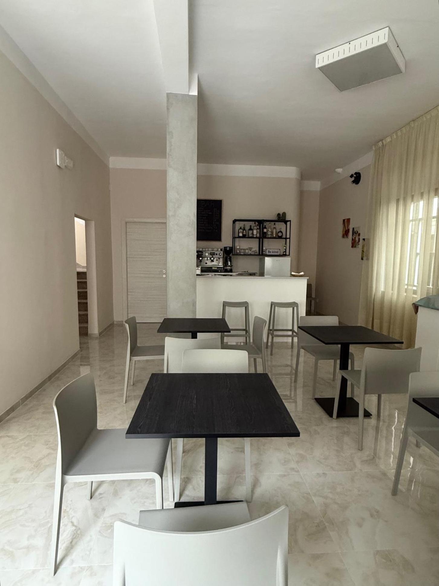 Hotel Pigalle Rimini Kültér fotó